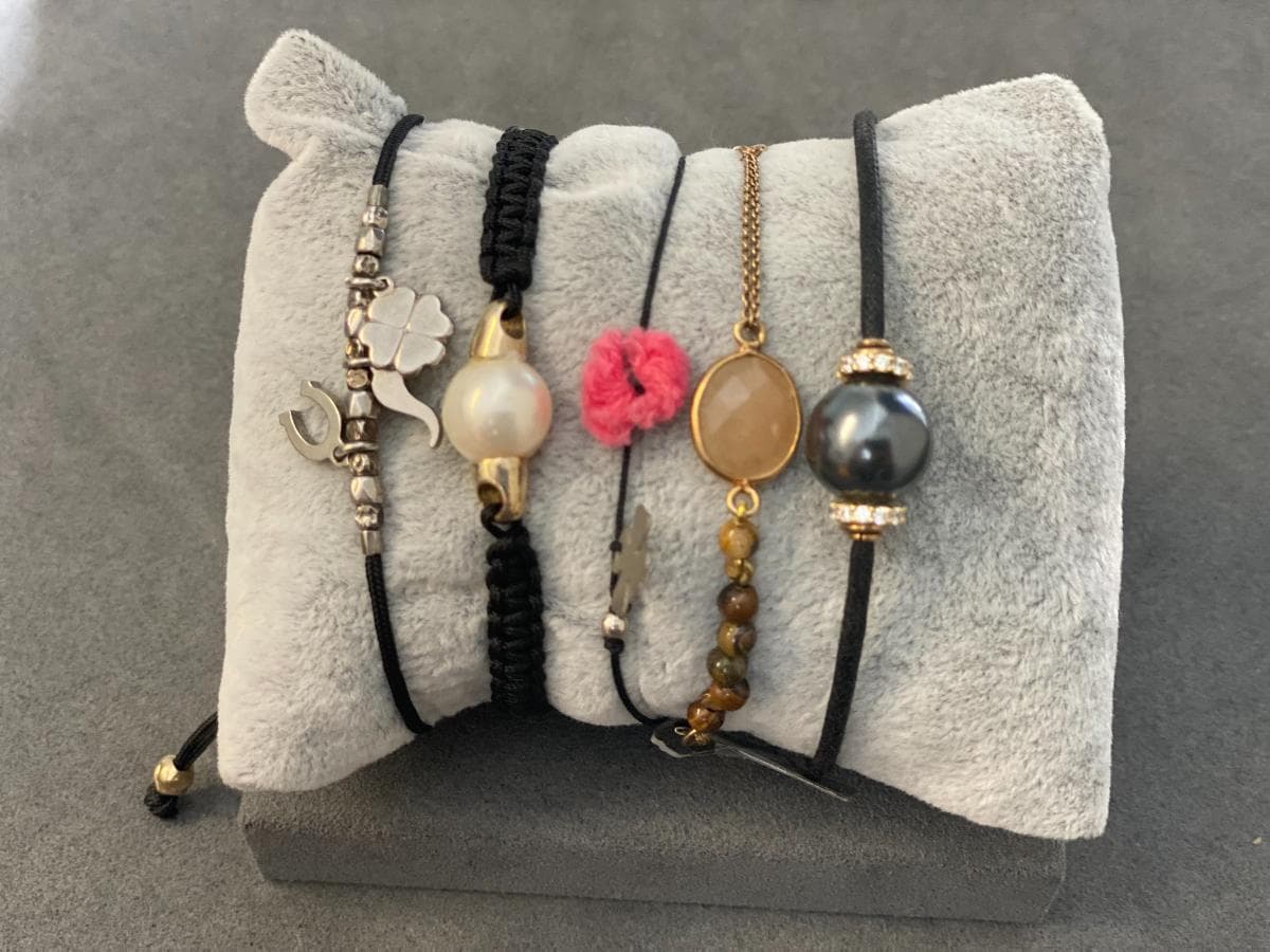 Bracelets en argent et autres matériaux — image 3