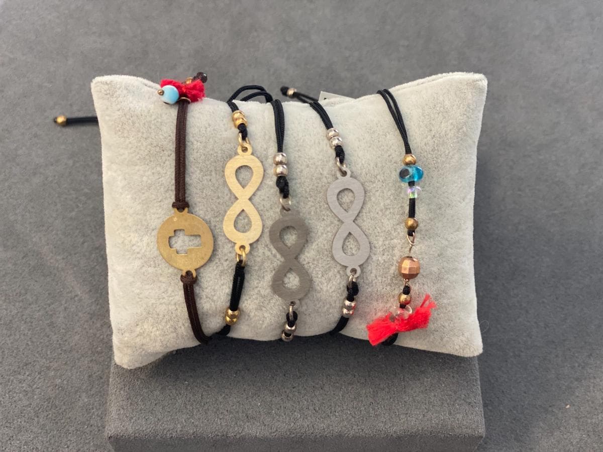 Pulseiras em prata e outros materiais — image 2