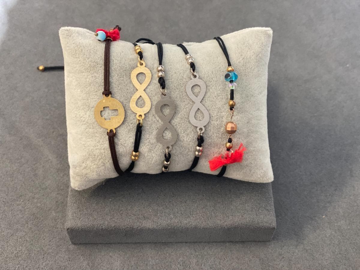 Pulseiras em prata e outros materiais — image 3