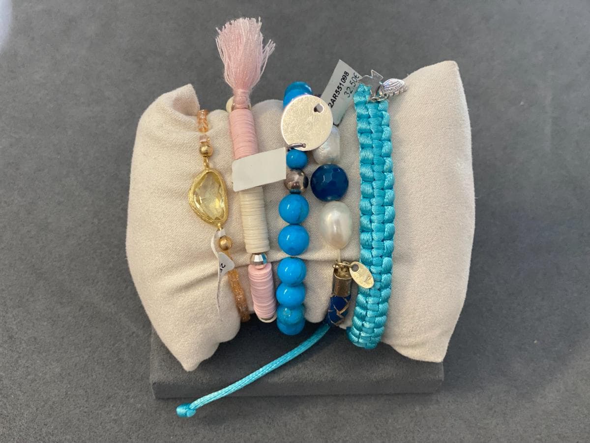 Pulseras de plata y otros materiales — imagen 2