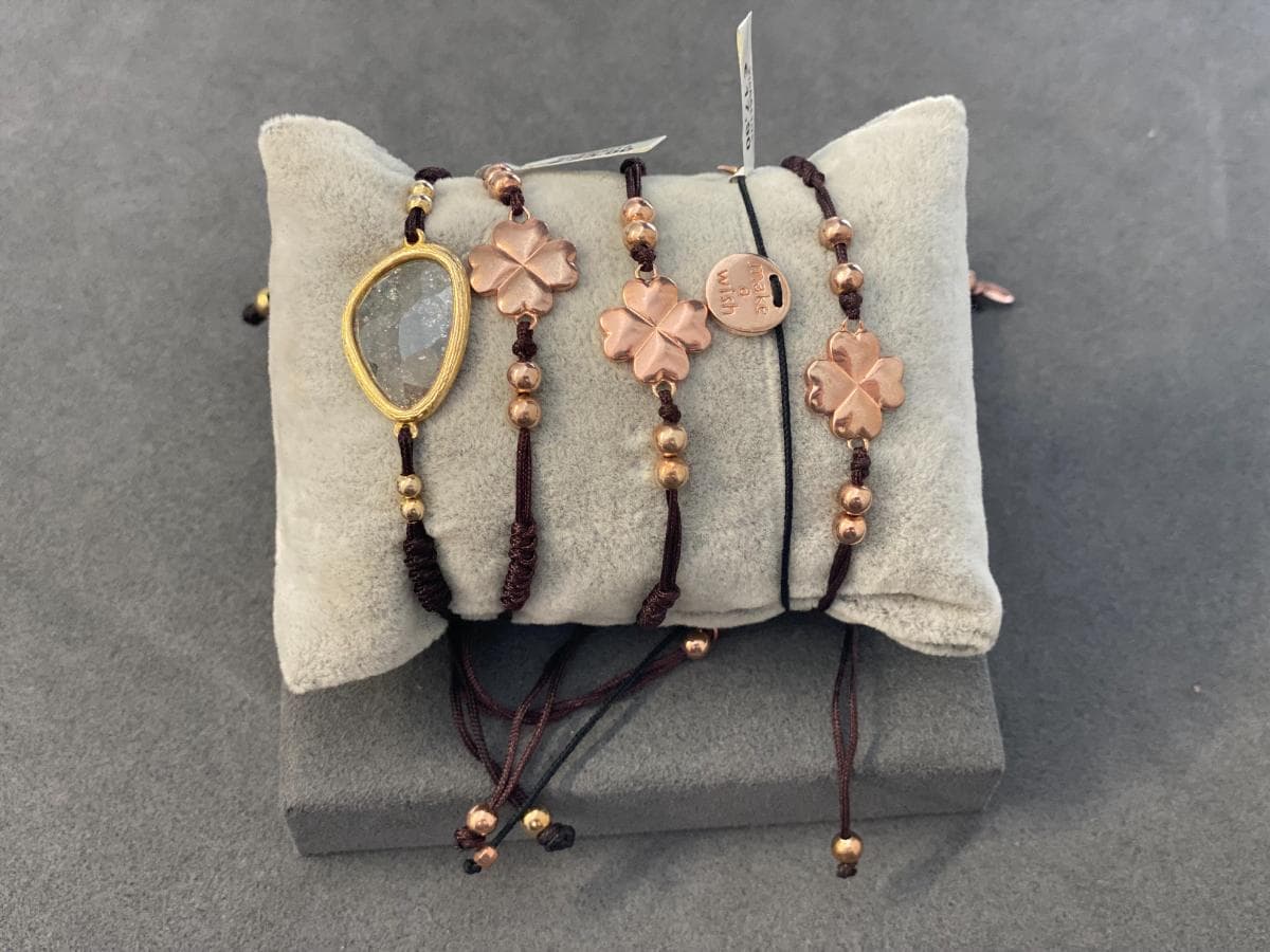 Pulseiras em prata e outros materiais — imagem 2