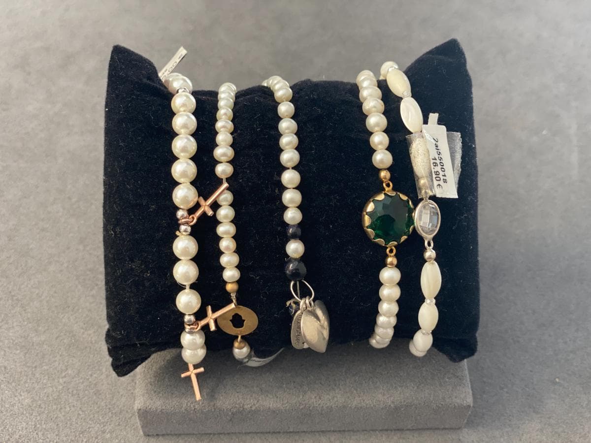 Pulseiras em prata e outros materiais — imagem 2