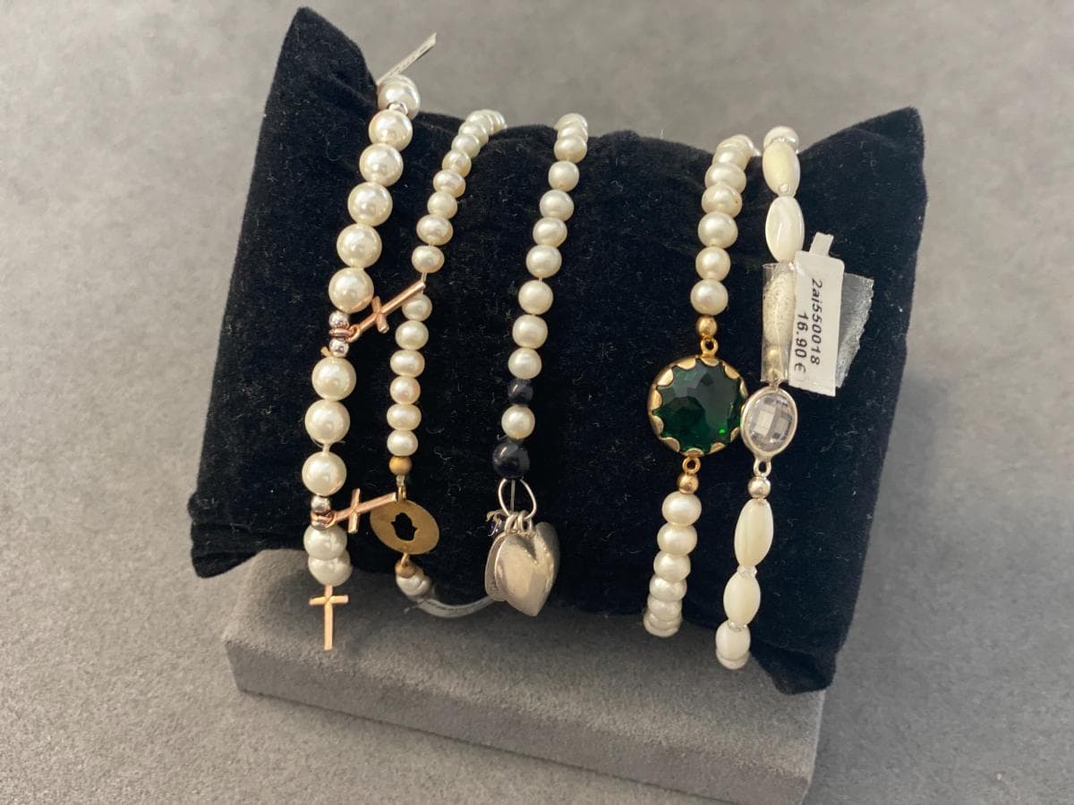 Pulseiras em prata e outros materiais — imagem 3