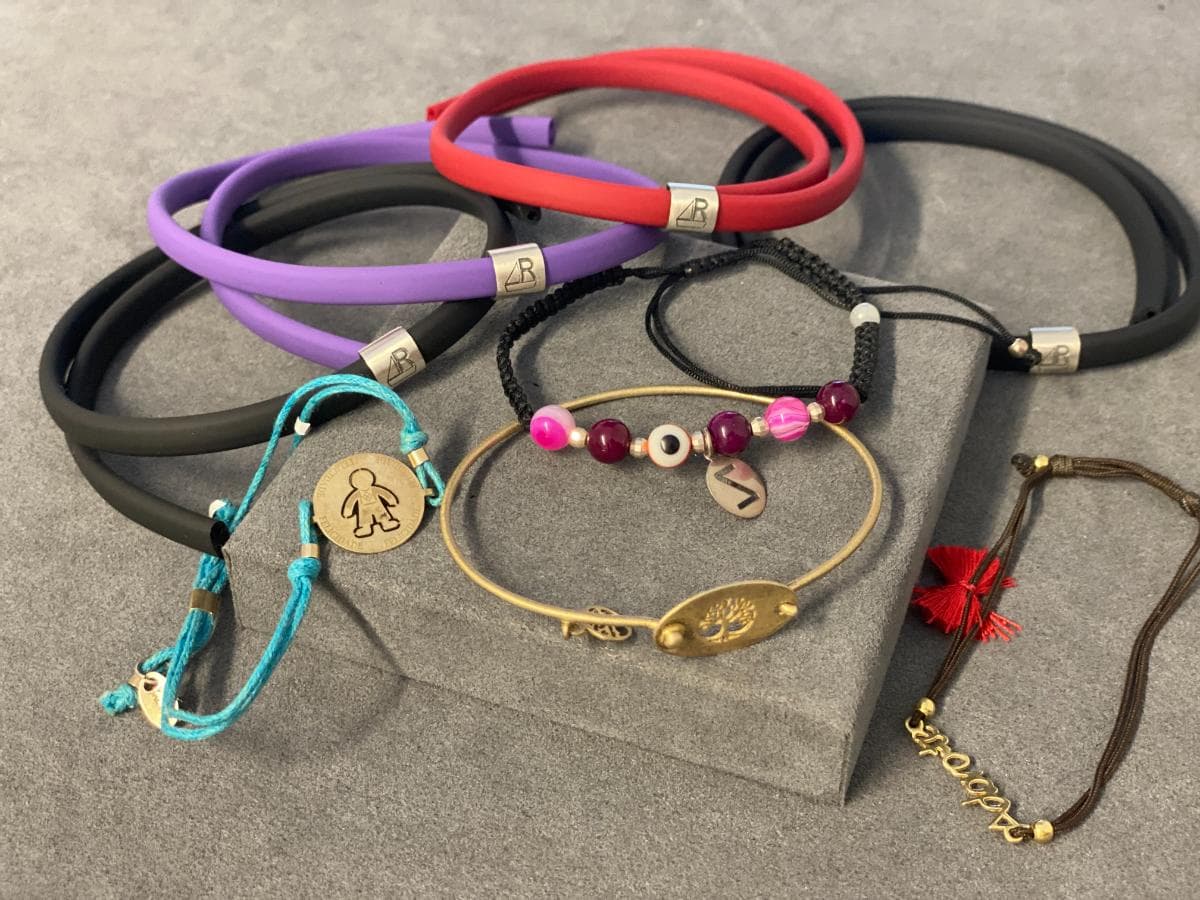 Pulseiras em prata e outros materiais — imagen 3
