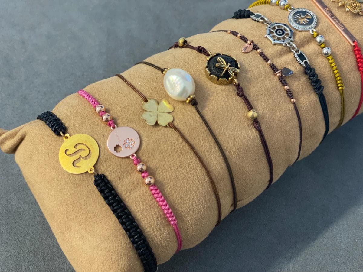 Pulseras de plata y otros materiales — imagen 4