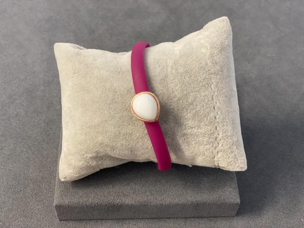Bracelets in silver and other materials — image 1