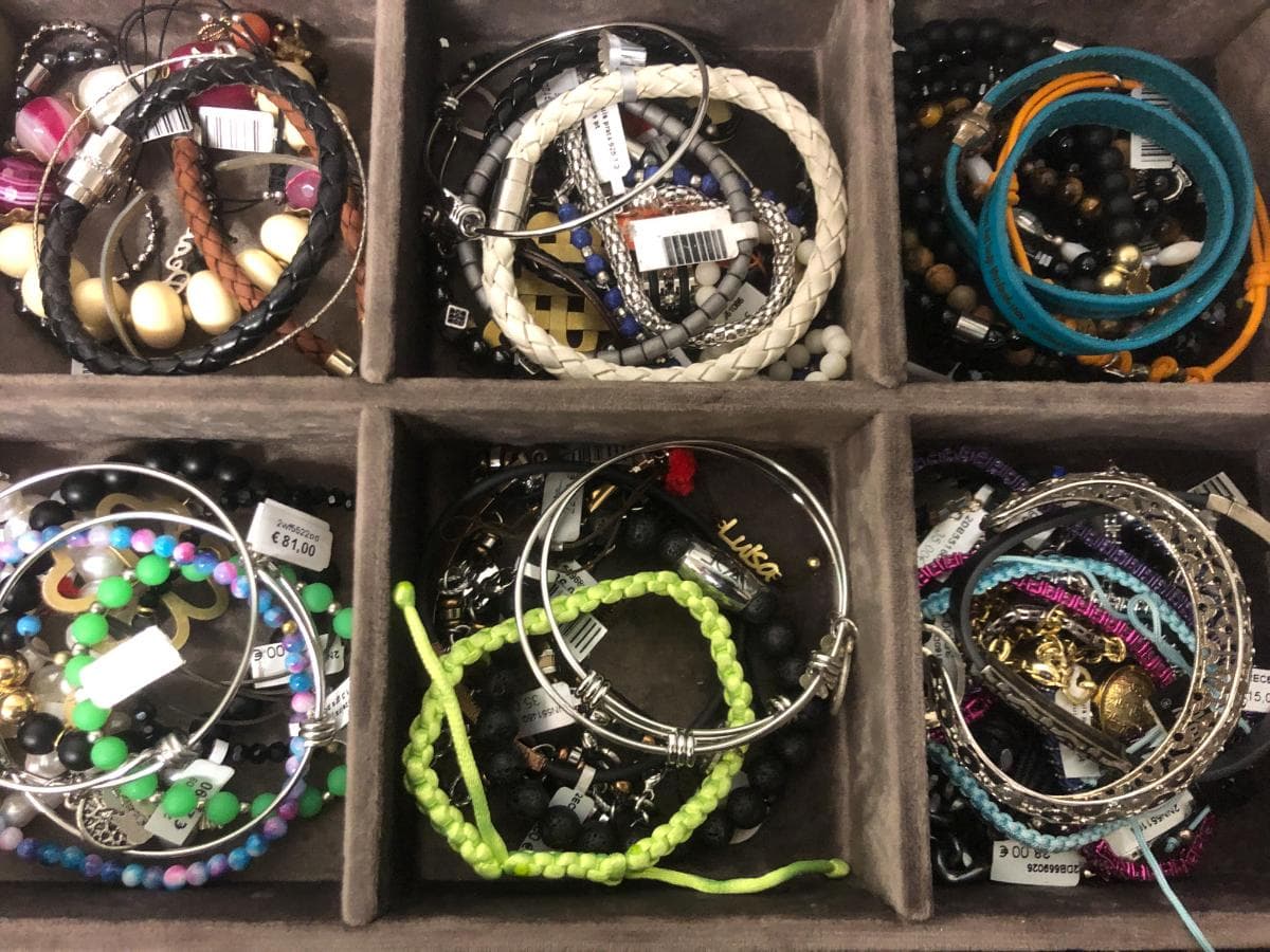 Bracelets en argent et autres matériaux — image 6