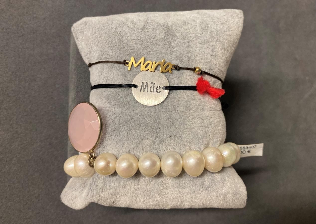 Bracelets en argent et autres matériaux — image 2