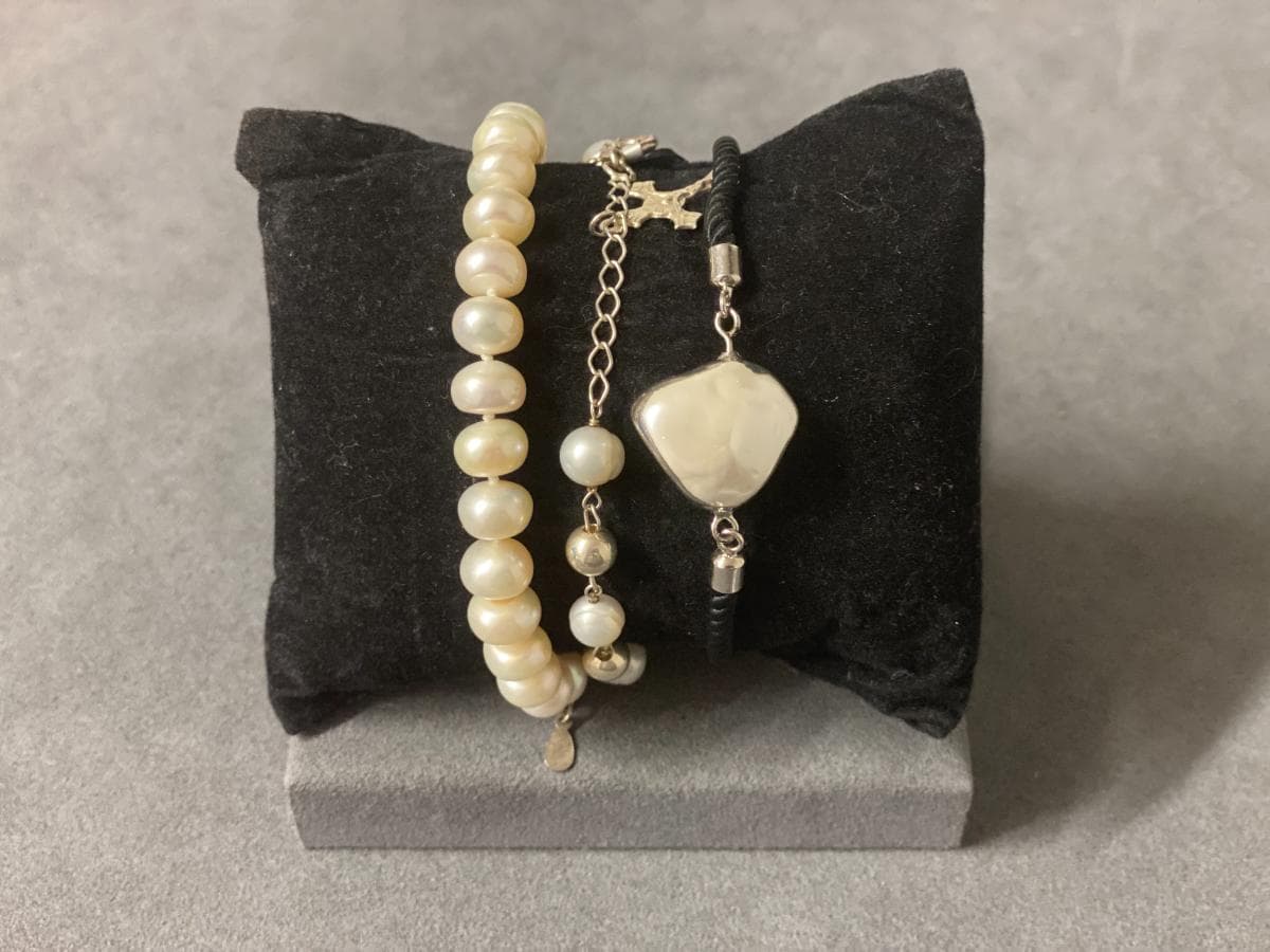 Pulseiras em prata e outros materiais — imagem 2