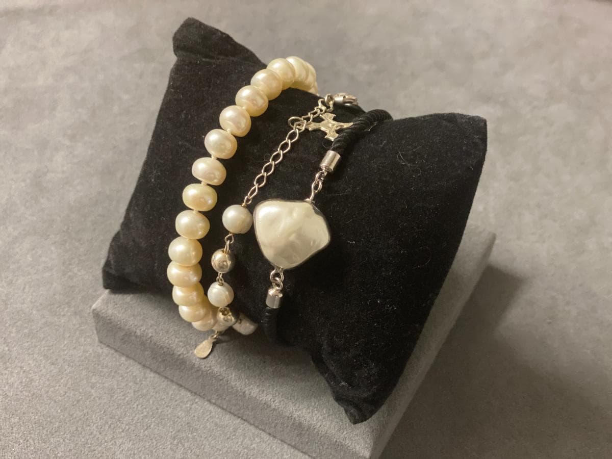 Pulseiras em prata e outros materiais — imagem 3
