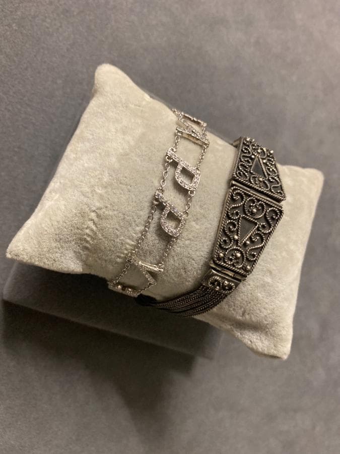 Bracelets en argent et autres matériaux — image 3