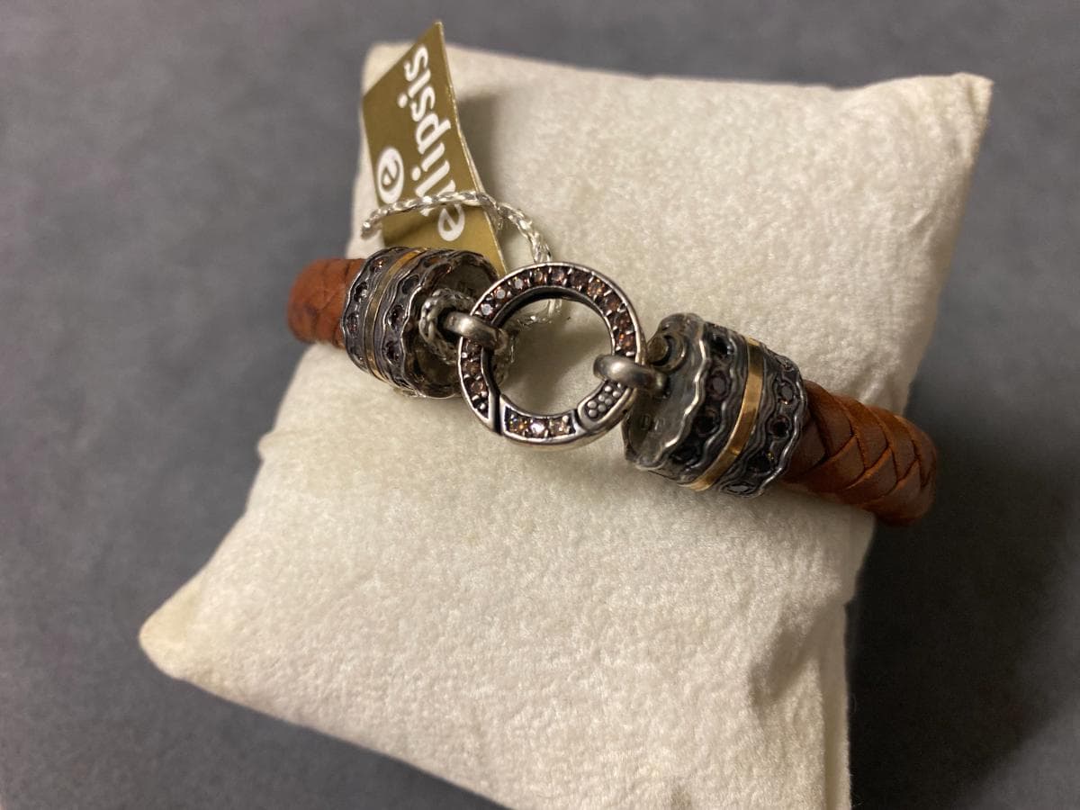 Pulseiras em prata e outros materiais — imagem 3