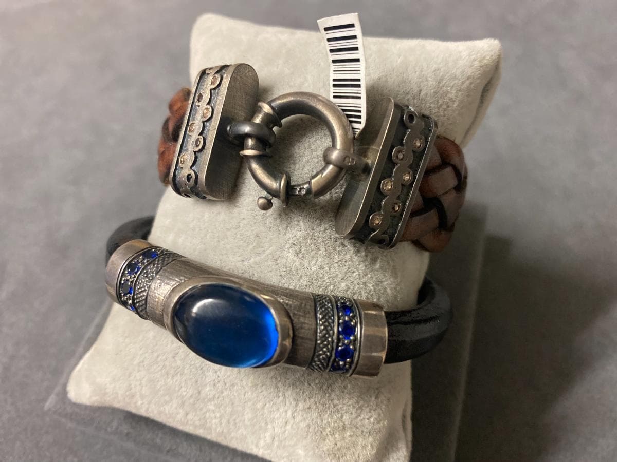 Pulseiras em prata e outros materiais — imagem 1
