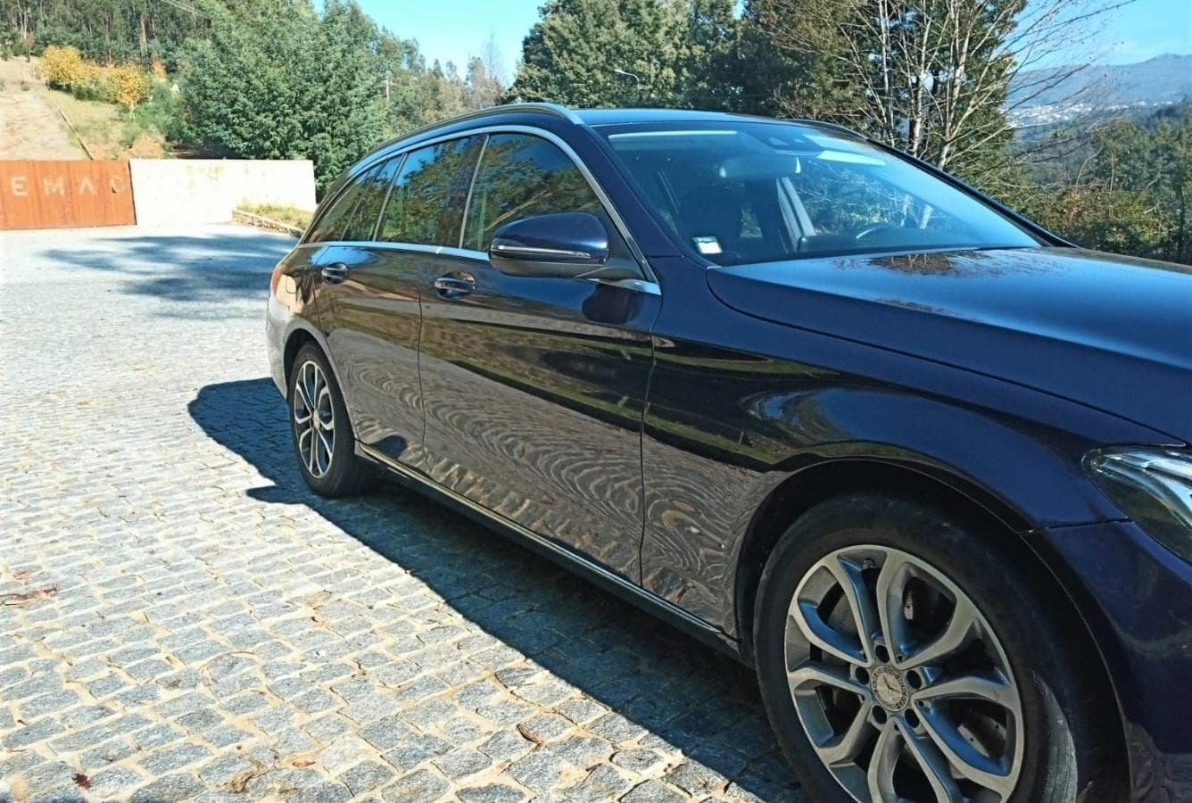 Mercedes-Benz C350 — image 2