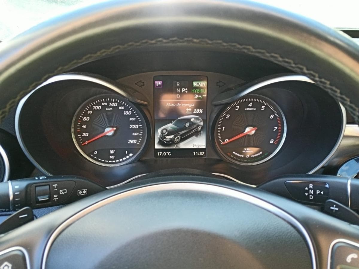 Mercedes-Benz C350 — image 8