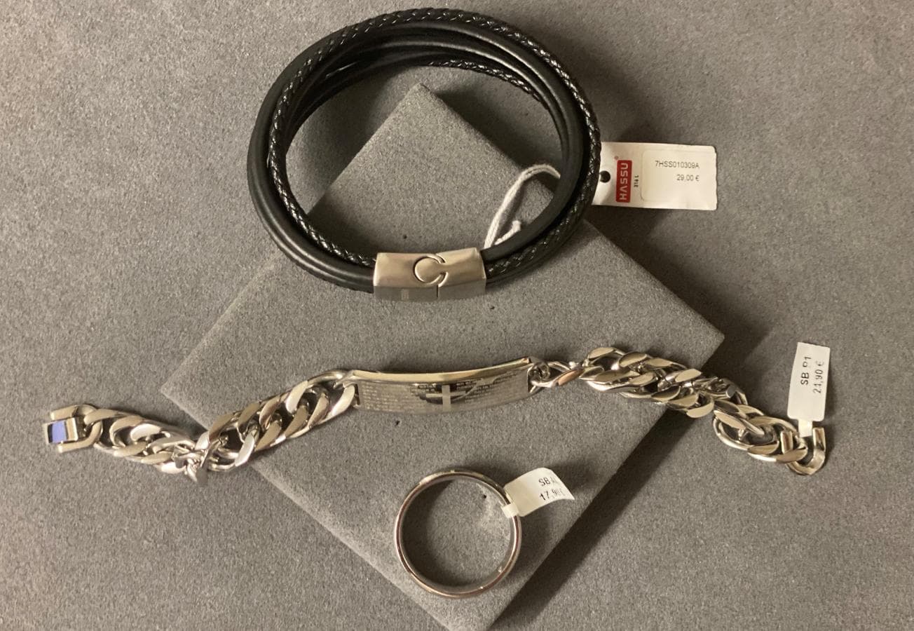 Pulseiras + Anel em prata e outros materiais — imagem 3