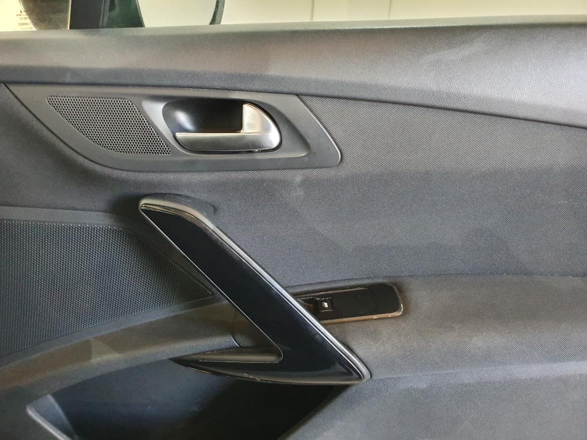 Peugeot 508 SW 1.6 HDI · Ano 2012 — image 25