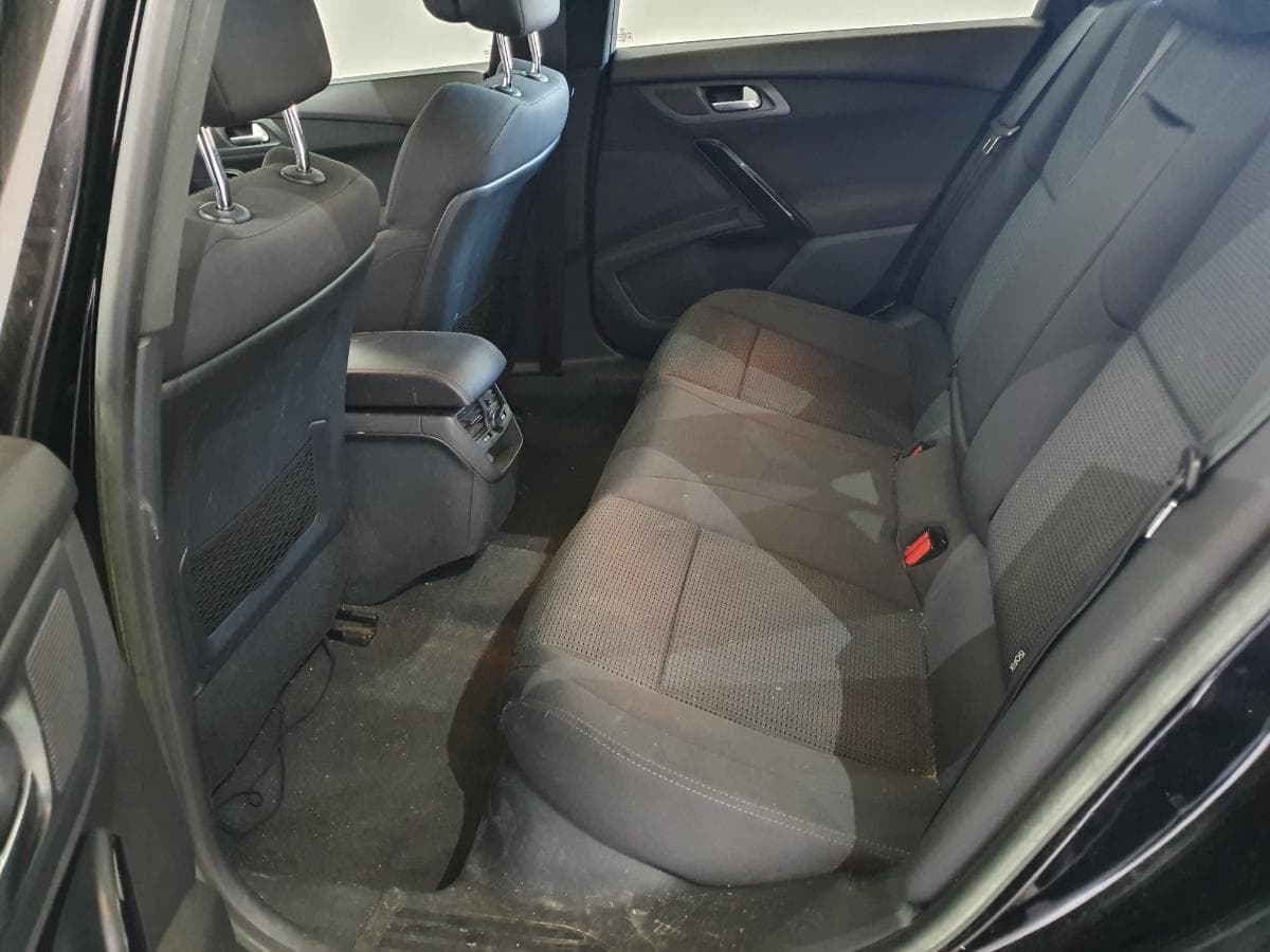 Peugeot 508 SW 1.6 HDI · Ano 2012 — image 28