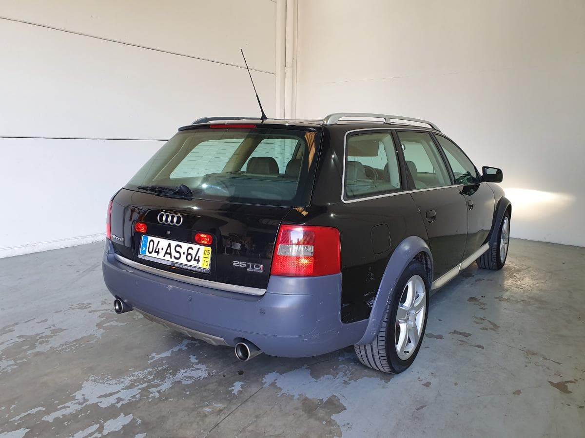 Audi Allroad Quattro 2.5 TDI · Ano 2005 — imagem 8