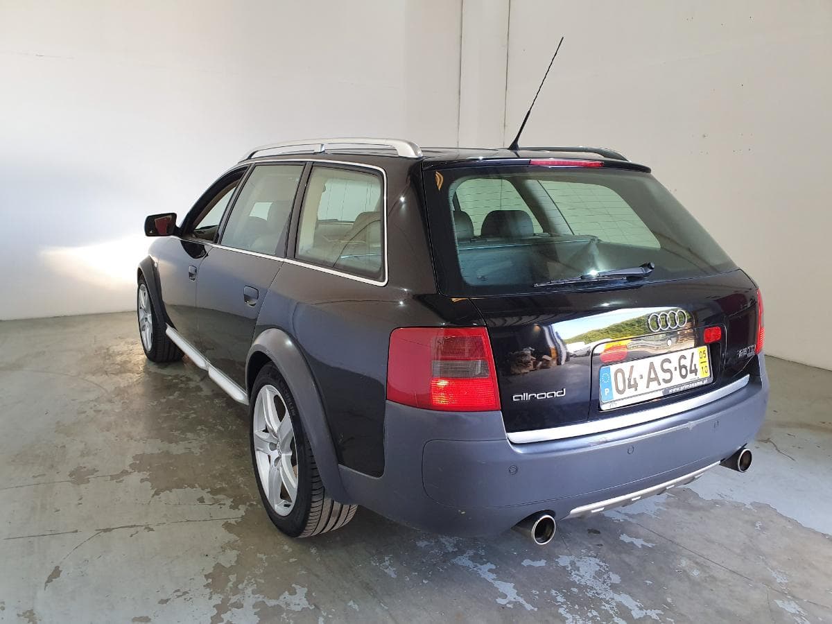 Audi Allroad Quattro 2.5 TDI · Ano 2005 — imagem 9