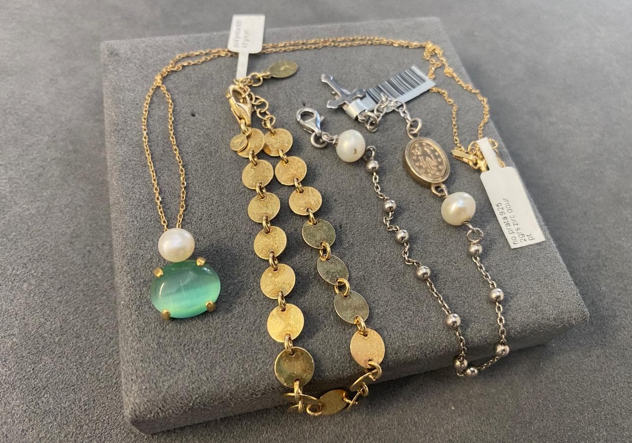 Pulseiras em prata e outros materiais + Colar — imagem 7