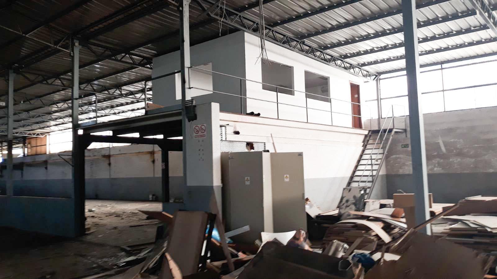 Armazéns + Lote para Construção + Terrenos · Ourém — imagem 24