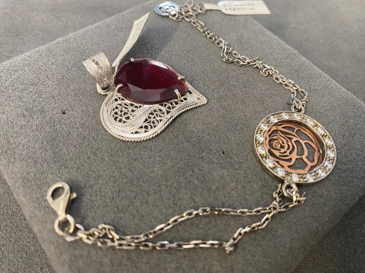 Pulseiras em prata e outros materiais + Medalha em Filigrana — imagen 5
