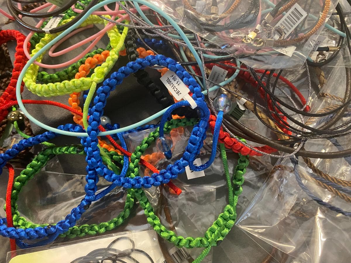 Fios e Pulseiras — imagen 1