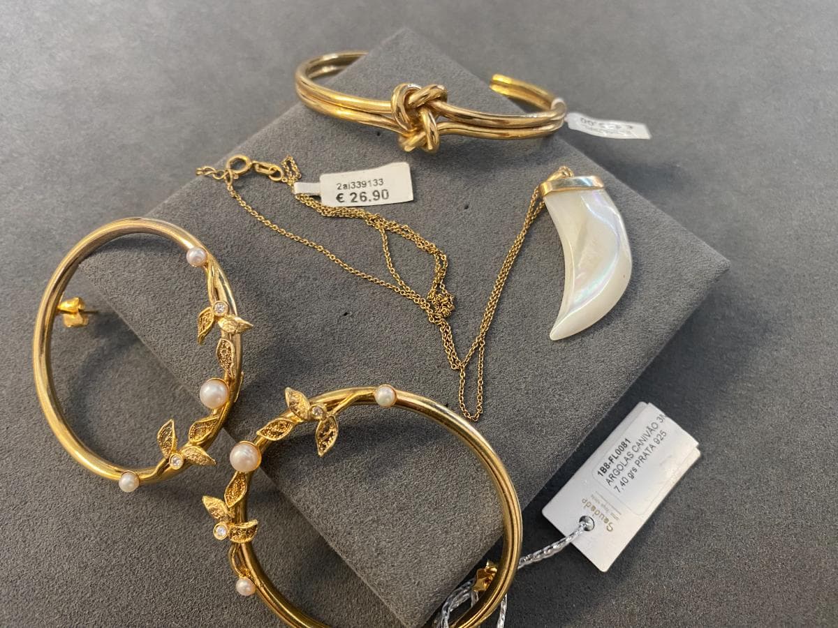 Pulseiras em prata e outros materiais + Par de Brincos em Filigrana + Fio — imagem 7