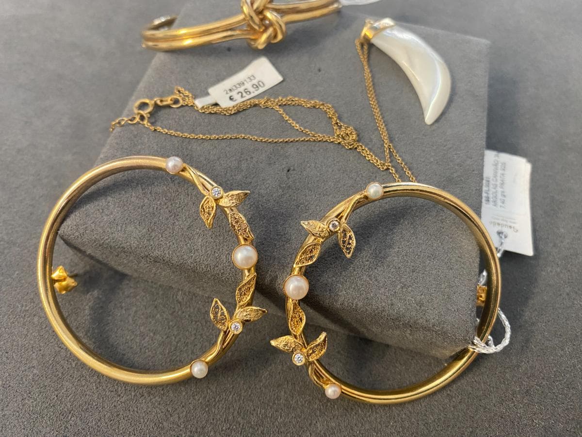 Pulseiras em prata e outros materiais + Par de Brincos em Filigrana + Fio — imagem 5