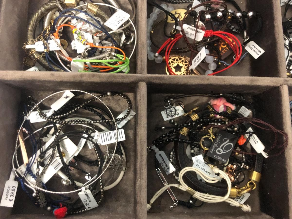 Bracelets — image 4