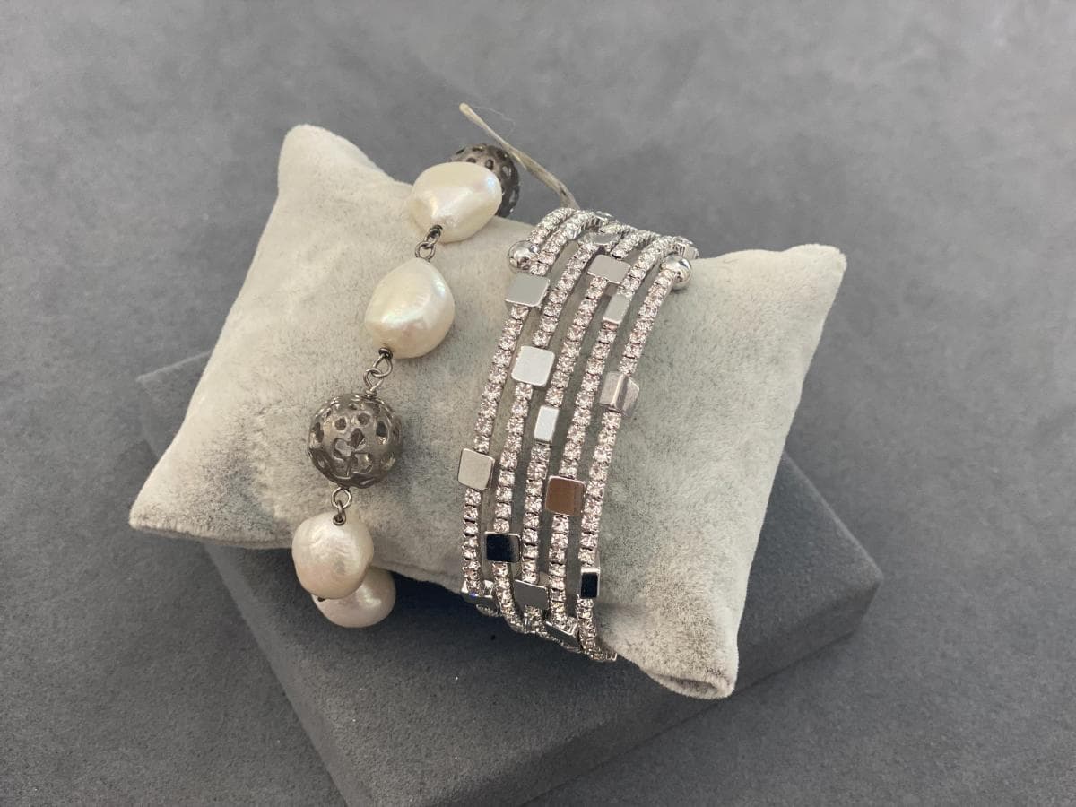 Pulseras de plata y otros materiales — imagen 3