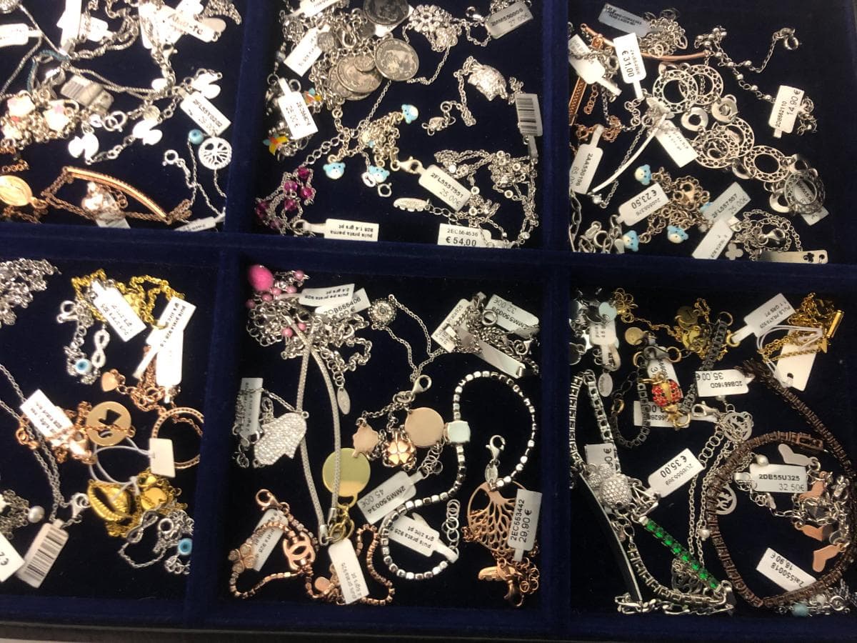 Bracelets — image 2
