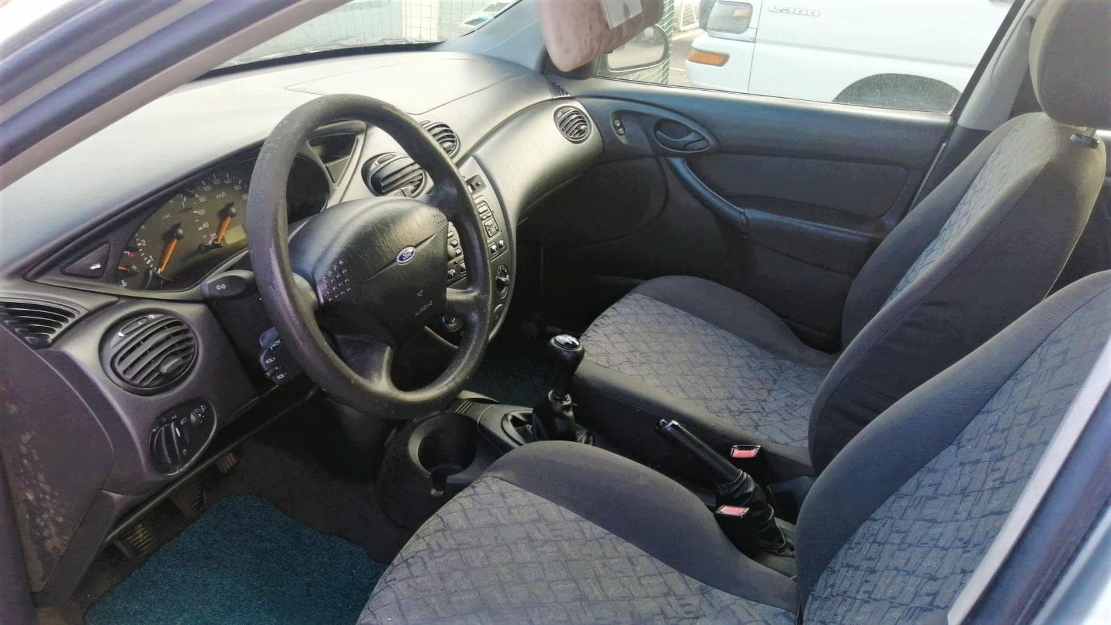 Ford Focus — image 5