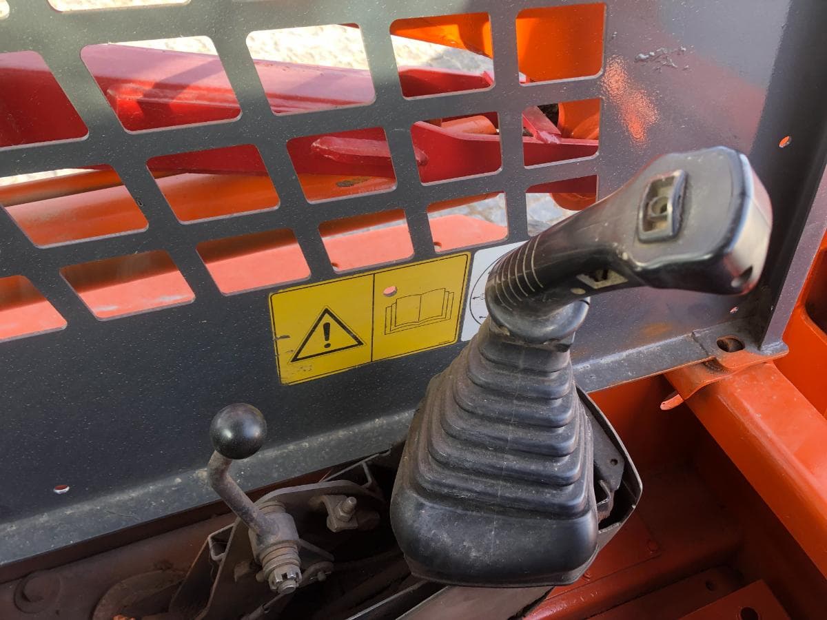 Mini Pá Carregadora Doosan 450 PLUS · Ano 2006 — image 17