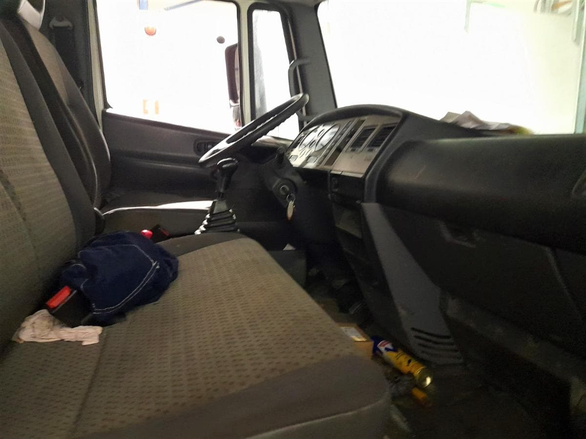 Nissan Atleon TK3.35 — imagen 8