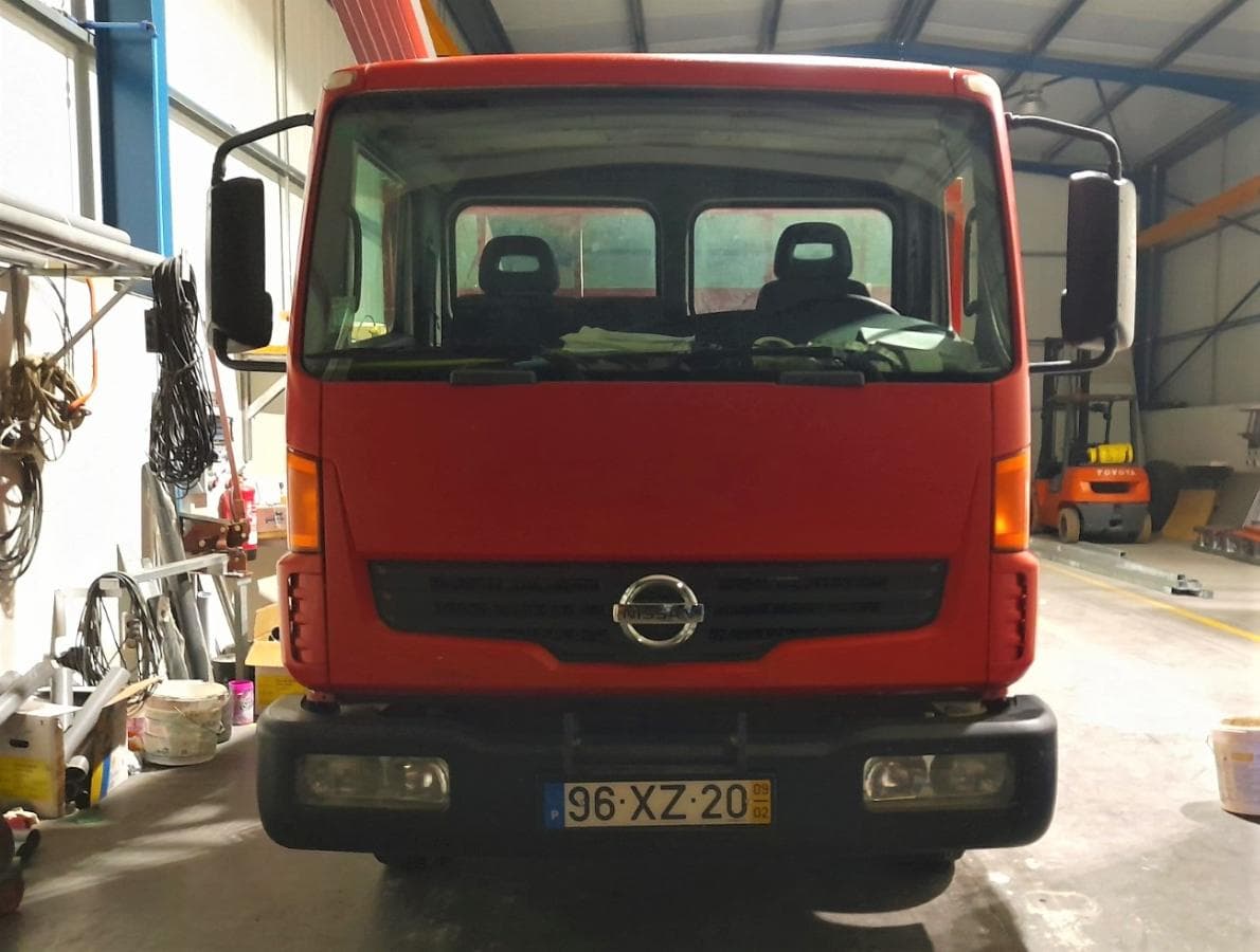 Nissan Atleon TK3.35 — imagen 3