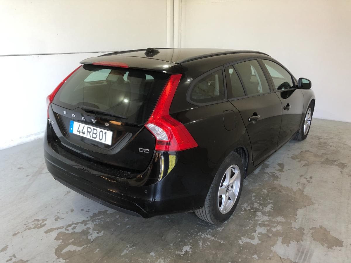 Volvo V60 · Ano 2016 — image 10