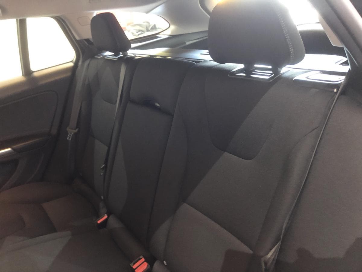 Volvo V60 · Ano 2016 — image 17