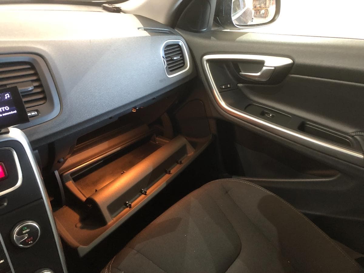 Volvo V60 · Ano 2016 — image 35