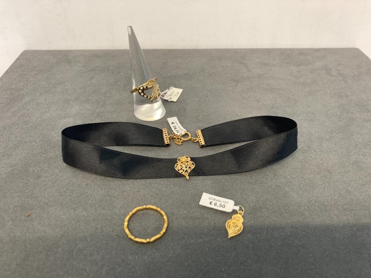 Anéis + Colar + Medalha — imagen 3