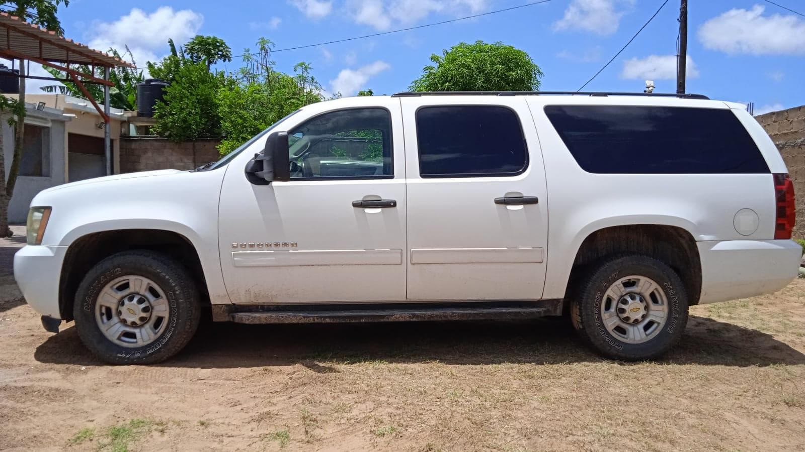Chevrolet Suburban · — imagem 8