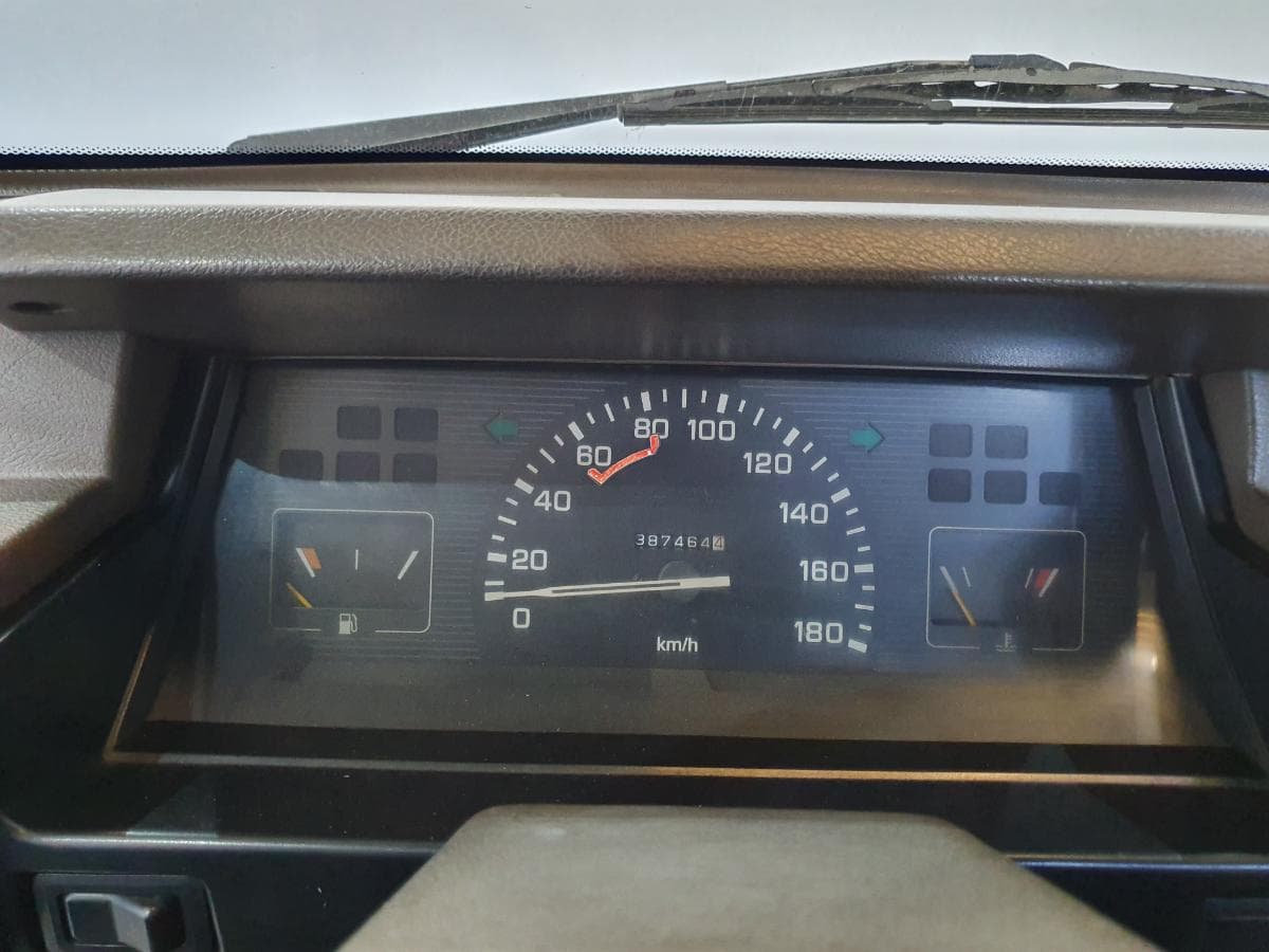 Mitsubishi L200 pick-up 2.5D · Ano 1991 — imagen 22