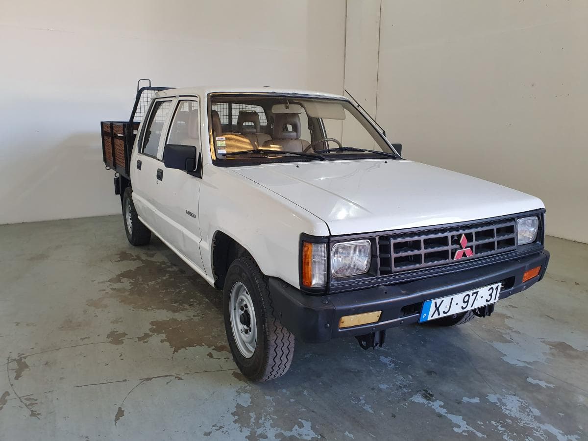 Mitsubishi L200 pick-up 2.5D · Ano 1991 — imagen 3