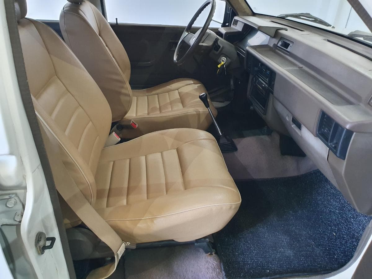 Mitsubishi L200 pick-up 2.5D · Ano 1991 — imagen 10