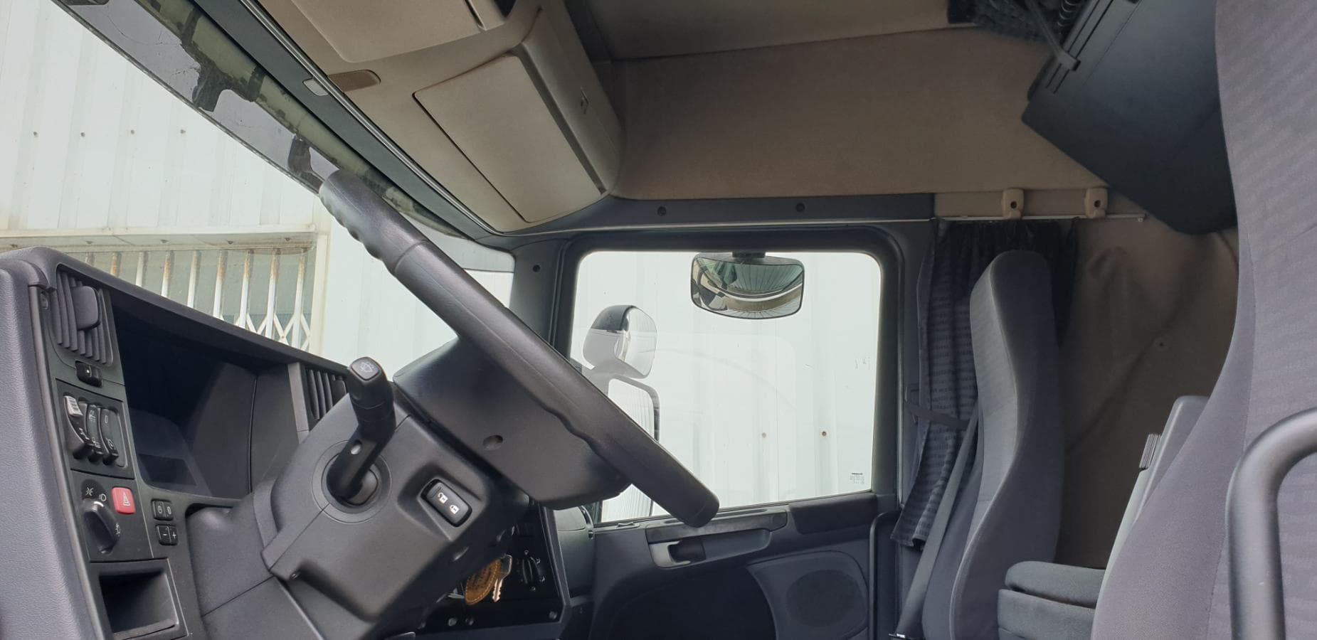 Scania R480 · Année 2006 — image 3