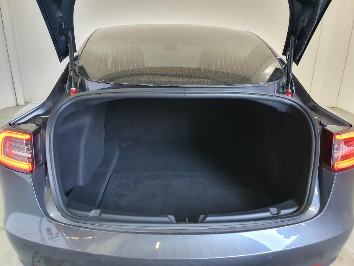 Tesla Model 3 Elétrico · Ano 2020 — imagem 9