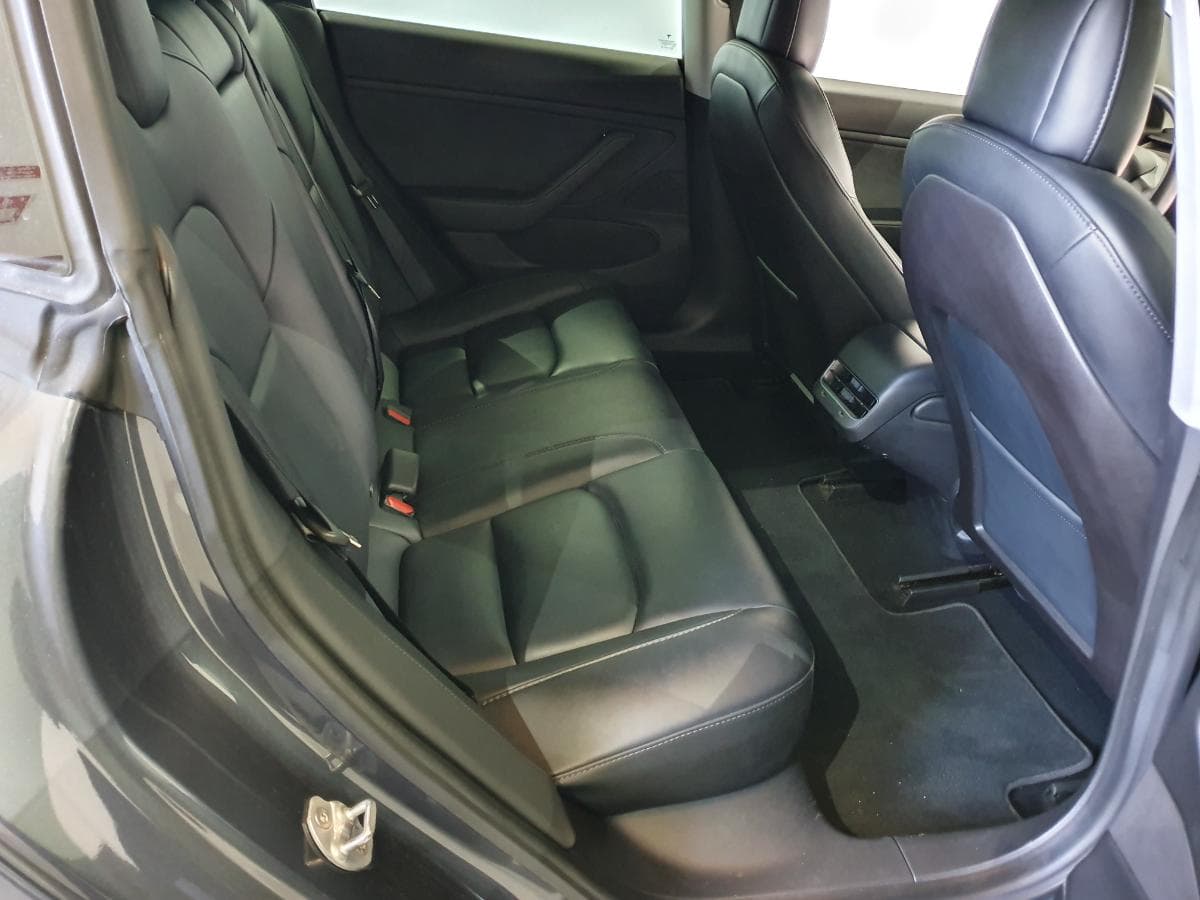Tesla Model 3 Elétrico · Ano 2020 — imagem 12