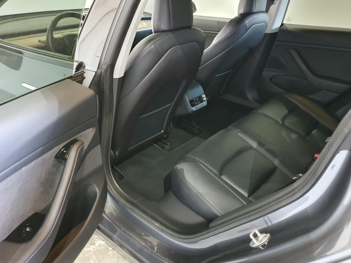 Tesla Model 3 Elétrico · Ano 2020 — imagem 20