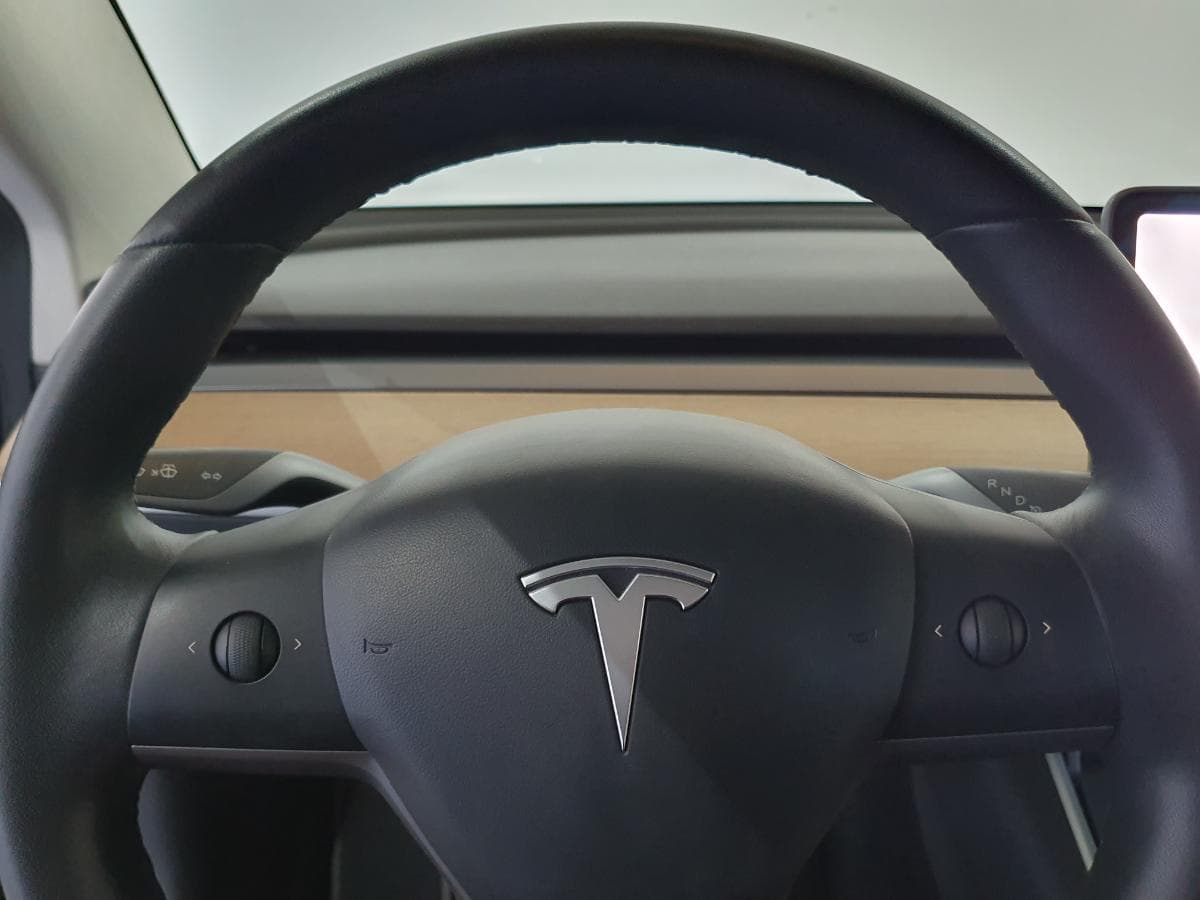 Tesla Model 3 Elétrico · Ano 2020 — imagem 25
